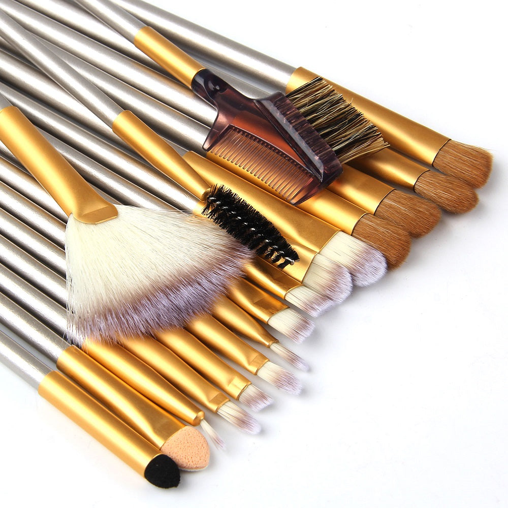 The Essential Makeup Brush Set